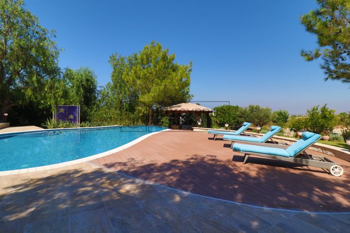 Image No.60-5 Bed Villa for sale