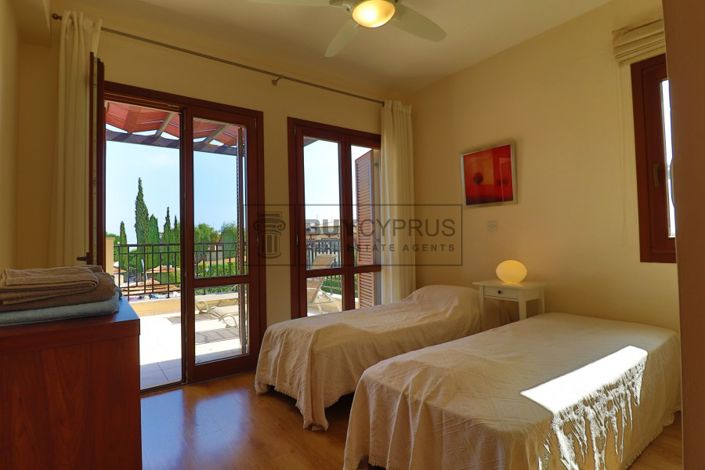 Image No.10-2 Bed Apartment for sale