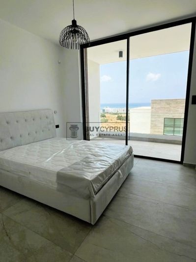 Image No.12-3 Bed Villa for sale