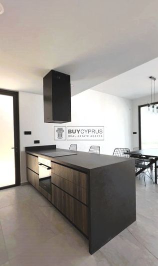 Image No.6-3 Bed Villa for sale