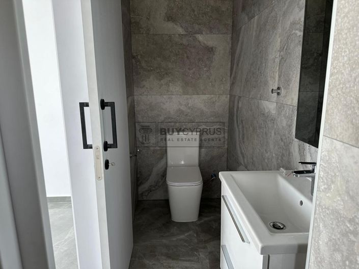 Image No.27-3 Bed Villa for sale