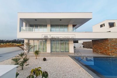 Detached Villa For Sale  in  Yeroskipou
