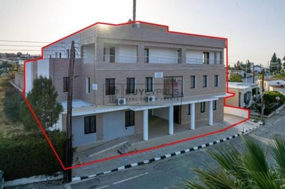 Building For Sale  in  Deneia