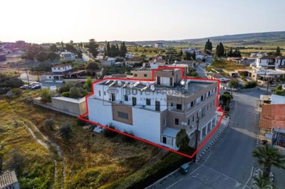 Building For Sale  in  Deneia