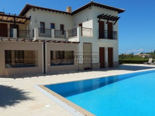 Image No.2-5 Bed Villa for sale