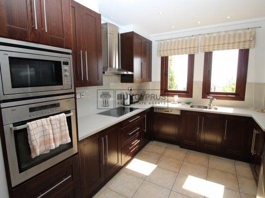 Image No.10-4 Bed Villa for sale