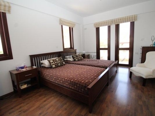 Image No.12-4 Bed Villa for sale