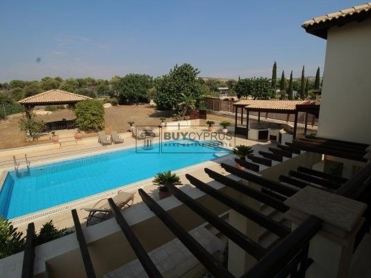 Image No.3-4 Bed Villa for sale
