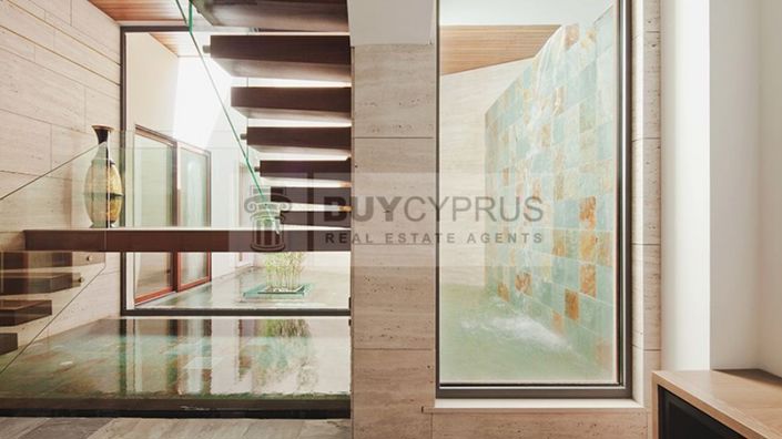 Image No.15-5 Bed Villa for sale