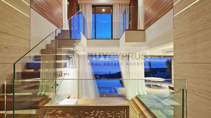 Image No.17-5 Bed Villa for sale