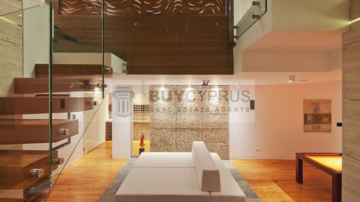 Image No.18-5 Bed Villa for sale