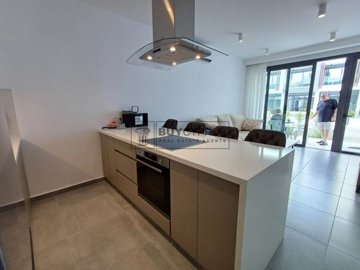 Town House For Sale  in  Chlorakas