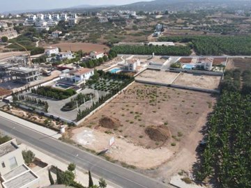 Detached Villa For Sale  in  Sea Caves