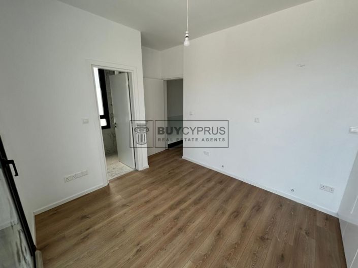 Image No.22-3 Bed Villa for sale