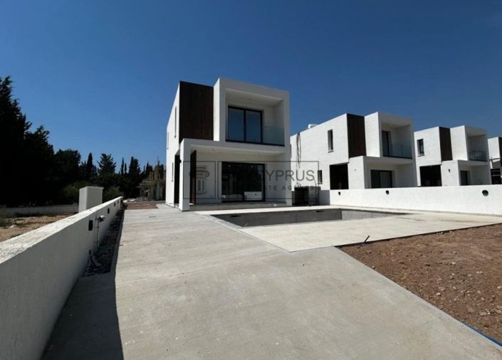 Image No.51-3 Bed Villa for sale