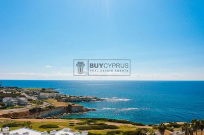 Detached Villa For Sale  in  Sea Caves