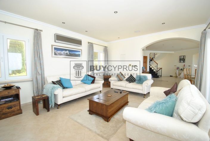 Image No.11-5 Bed Villa for sale