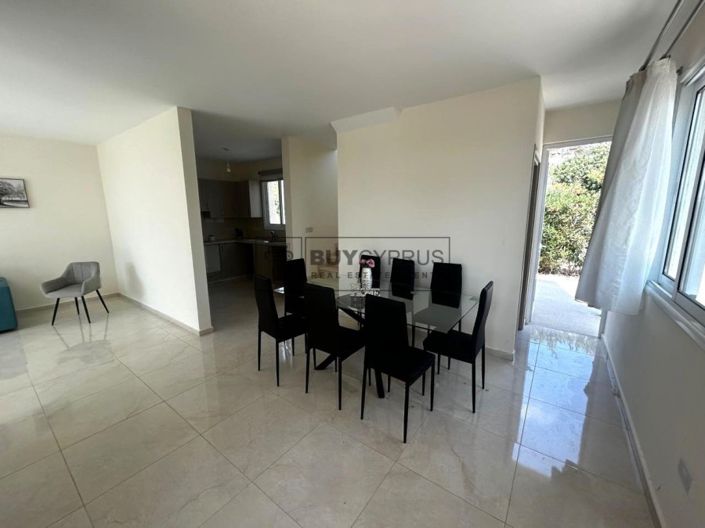 Image No.7-Villa de 3 chambres à vendre à Peyia