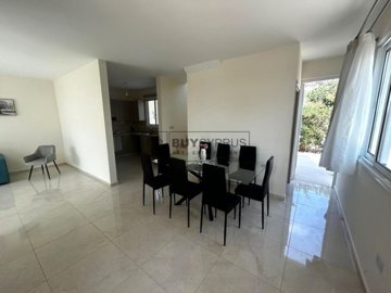 Detached Villa For Sale  in  Peyia