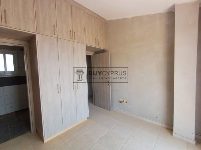 Image No.12-3 Bed Villa for sale