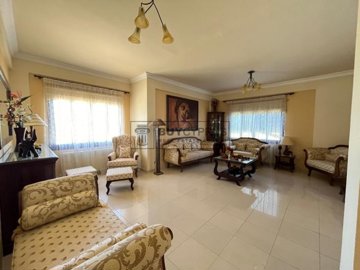 Detached Villa For Sale  in  Emba