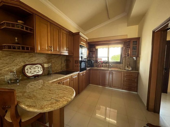 Image No.12-Villa de 5 chambres à vendre à Emba