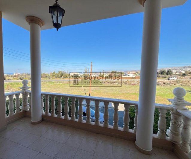 Image No.3-Villa de 5 chambres à vendre à Emba