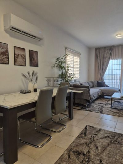 Image No.6-Maison de ville de 2 chambres à vendre à Universal