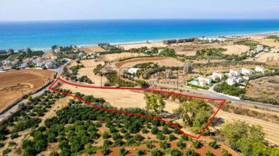 Touristic Land For Sale  in  Argaka