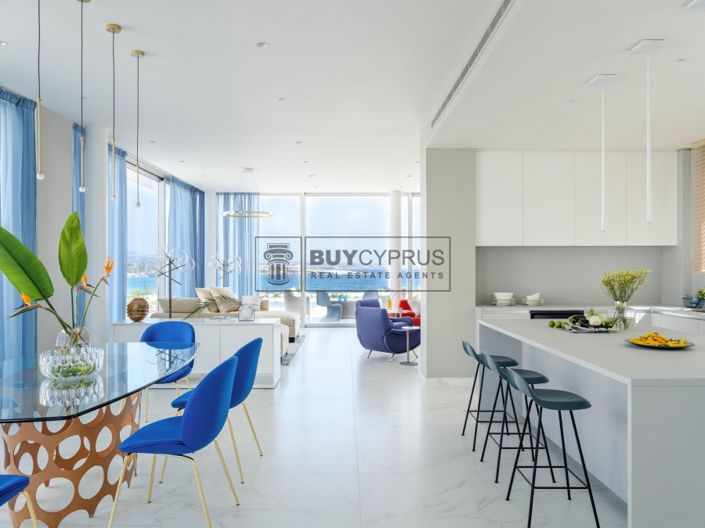 Image No.10-3 Bed Villa for sale