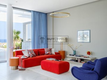 Detached Villa For Sale  in  Coral Bay