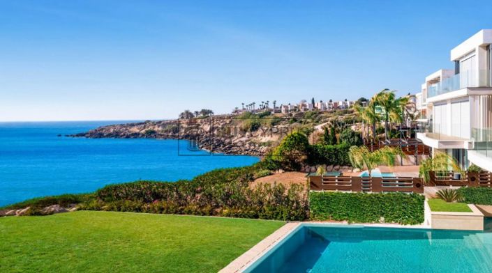 Image No.4-6 Bed Villa for sale