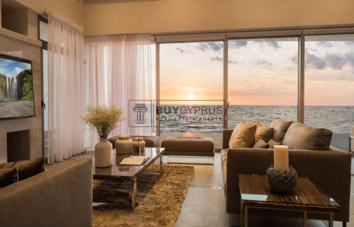 Image No.9-6 Bed Villa for sale