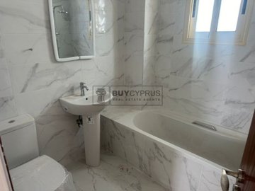 Detached Villa For Sale  in  Emba