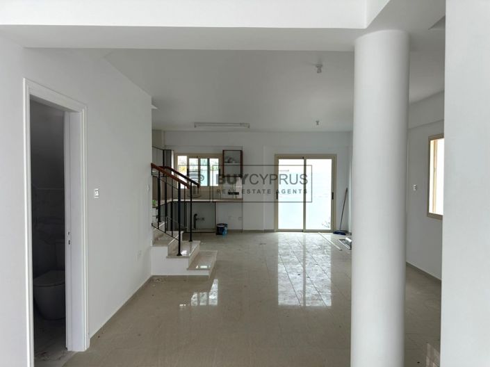 Image No.4-3 Bed Villa for sale