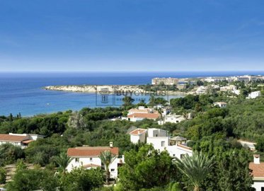 Detached Villa For Sale  in  Coral Bay