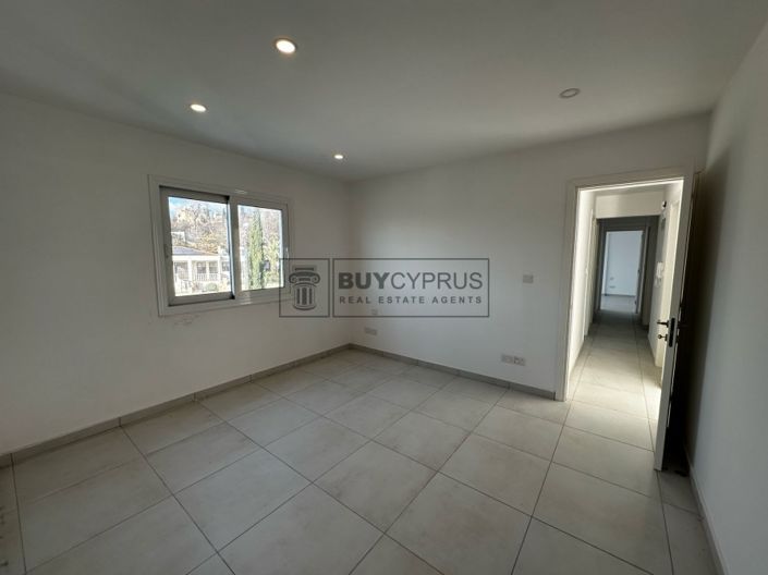 Image No.14-4 Bed Apartment for sale