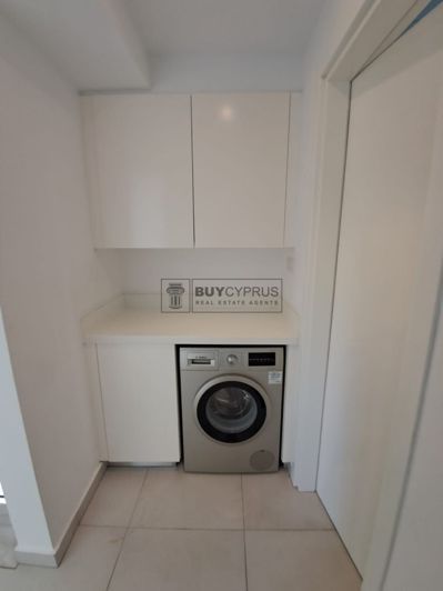 Image No.6-2 Bed Townhouse for sale