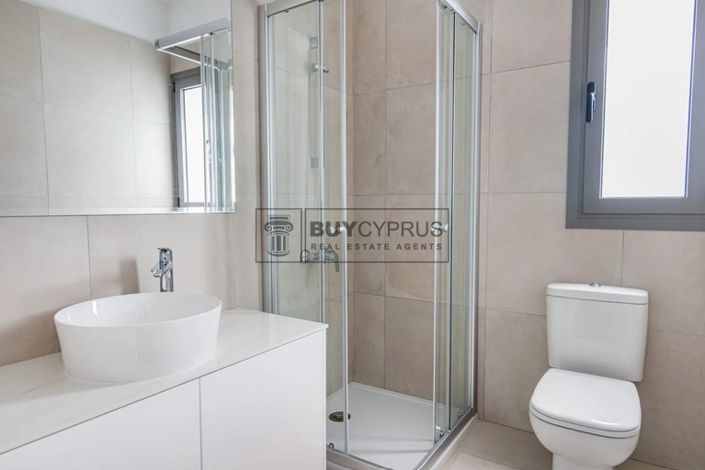 Image No.13-2 Bed Apartment for sale