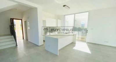 Detached Villa For Sale  in  Coral Bay