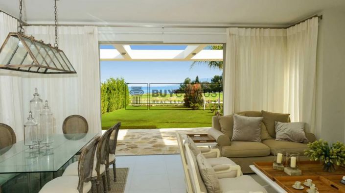 Image No.2-3 Bed Villa for sale