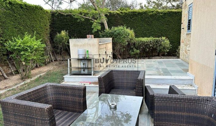 Image No.18-3 Bed Villa for sale