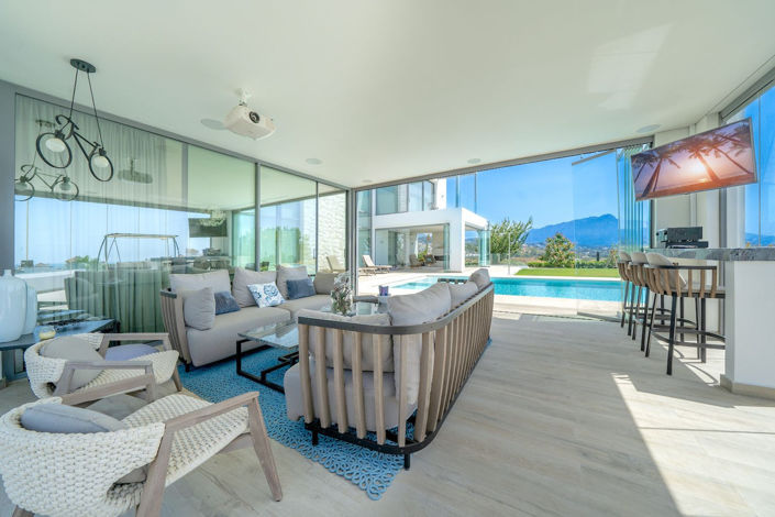 Image No.2-5 Bed Villa for sale