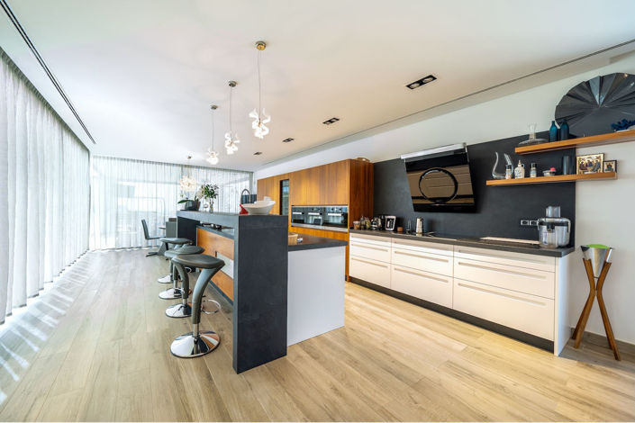 Image No.3-5 Bed Villa for sale