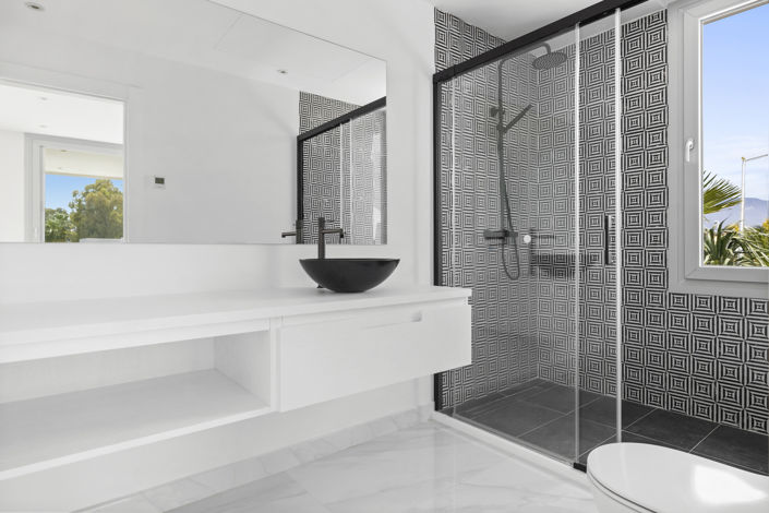 Image No.14-5 Bed Villa for sale