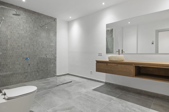 Image No.42-5 Bed Villa for sale