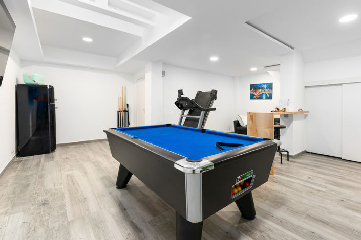 Image No.14-4 Bed Townhouse for sale