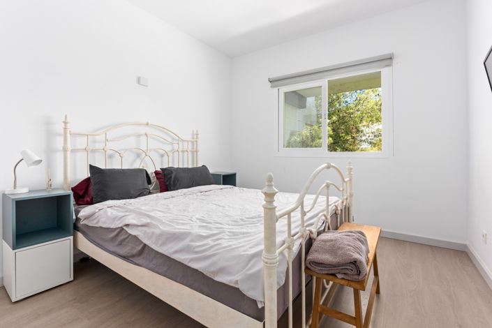 Image No.16-4 Bed Townhouse for sale