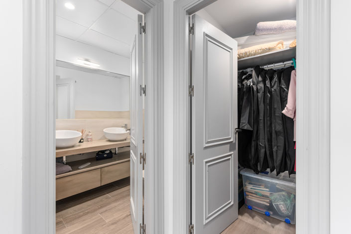 Image No.28-4 Bed Townhouse for sale