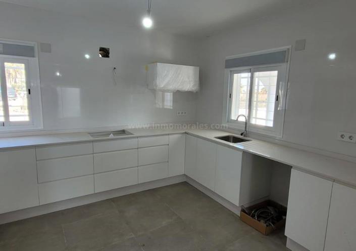 Image No.5-Maison de campagne de 3 chambres à vendre à Catral